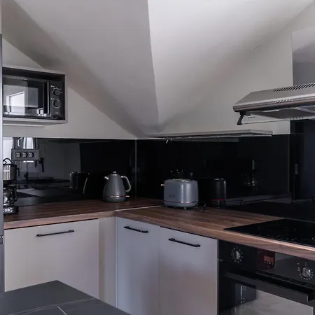 Appartamento Casa Aurora Razáta