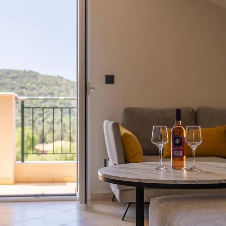 Casa Aurora Ραζάτα